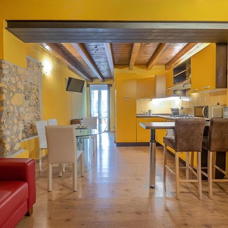 ורונה Stylish 2 Bedroom With Balcony מראה חיצוני תמונה