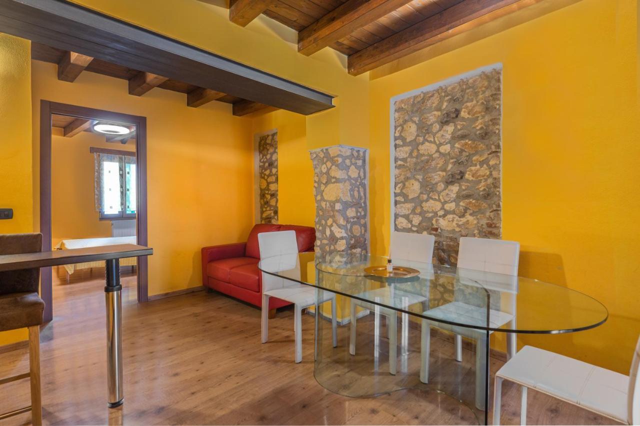 ורונה Stylish 2 Bedroom With Balcony מראה חיצוני תמונה